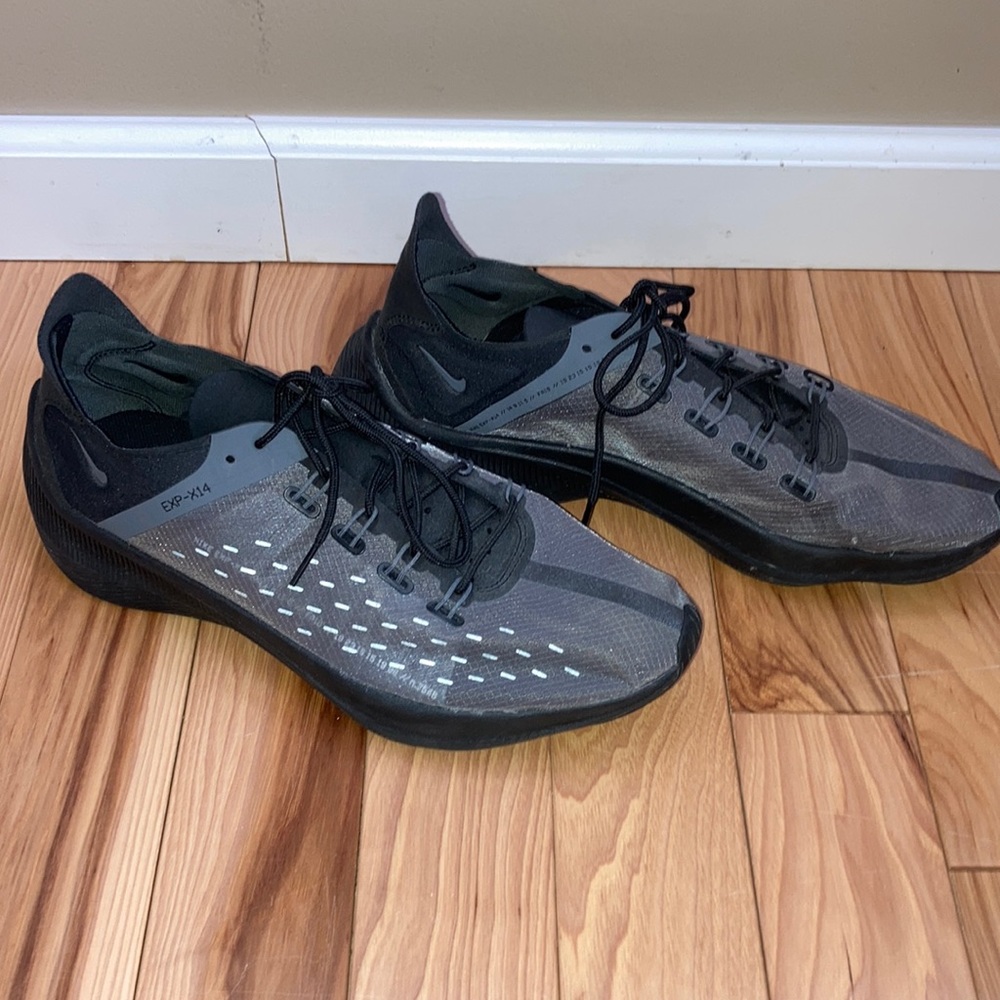 Men’s Nike EXP- X14 Men’s size 11